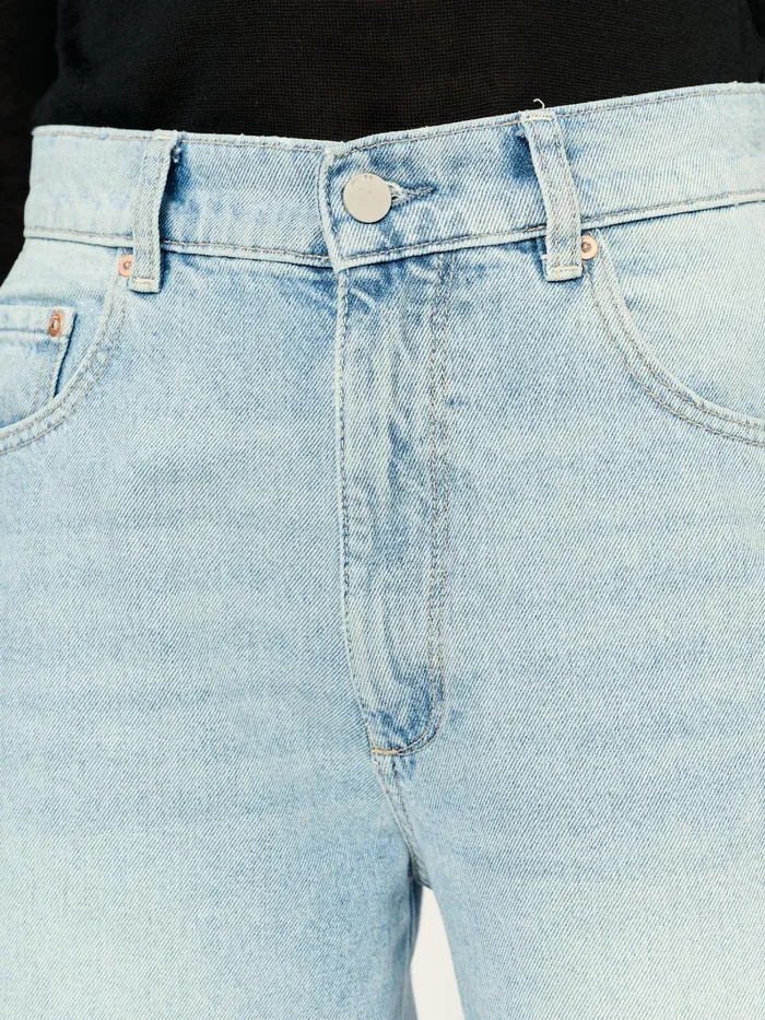 DL1961 Wide Women Taylor Barrel Ultra High Rise 32034 Jeans