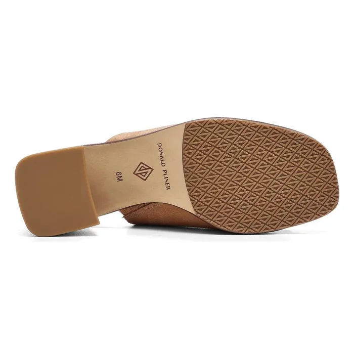 Donald Pliner Casual Haze Shoes Saddle 8211 Women Donald Pliner Casual Haze Shoes Saddle 8211 Women