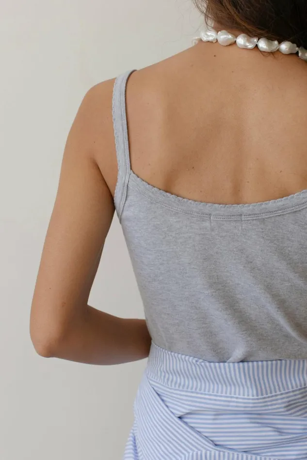 DONNI The Baby Rib Scallop Tank Women Tops