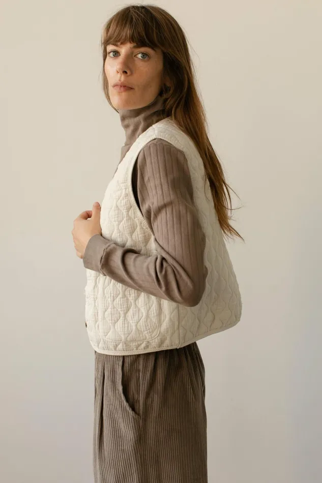 DONNI The Quilted Vest Women Tops