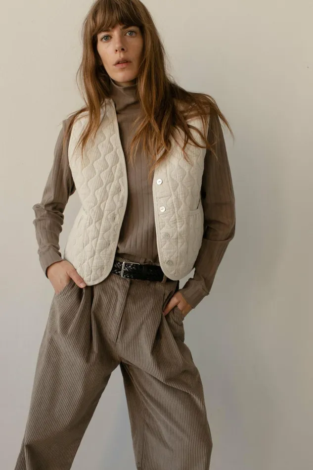 DONNI The Quilted Vest Women Tops