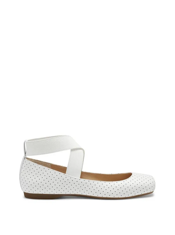 Jessica Simpson Flats Women Mandalaye Ballet Flat In White Perforated Bright White