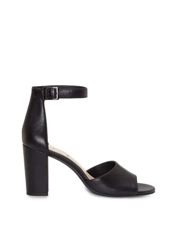 Jessica Simpson Sandals Women Sherron Sandal In Black Black