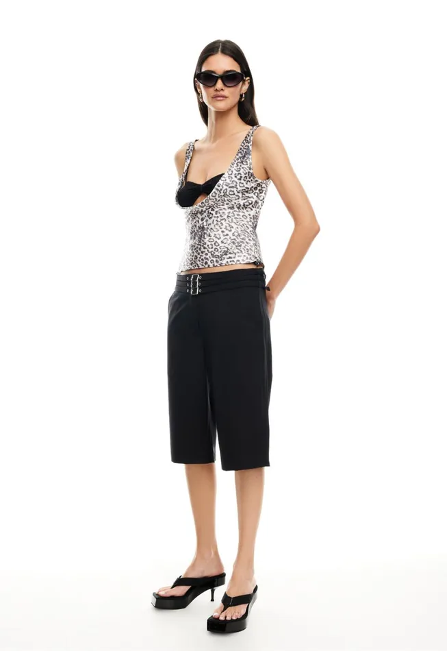 Lioness Fashion DELILAH TOP Leopard Fade Women Tops Lioness Fashion DELILAH TOP Leopard Fade Women Tops