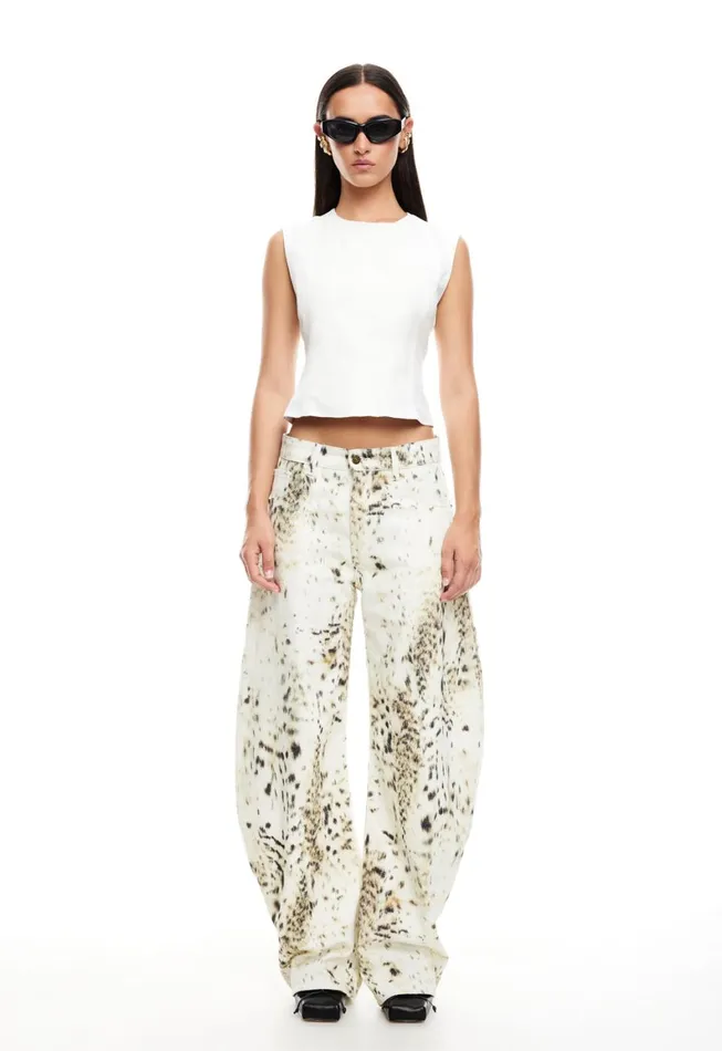 Lioness Fashion HORSESHOE JEAN Snow Leopard Women Pants Lioness Fashion HORSESHOE JEAN Snow Leopard Women Pants