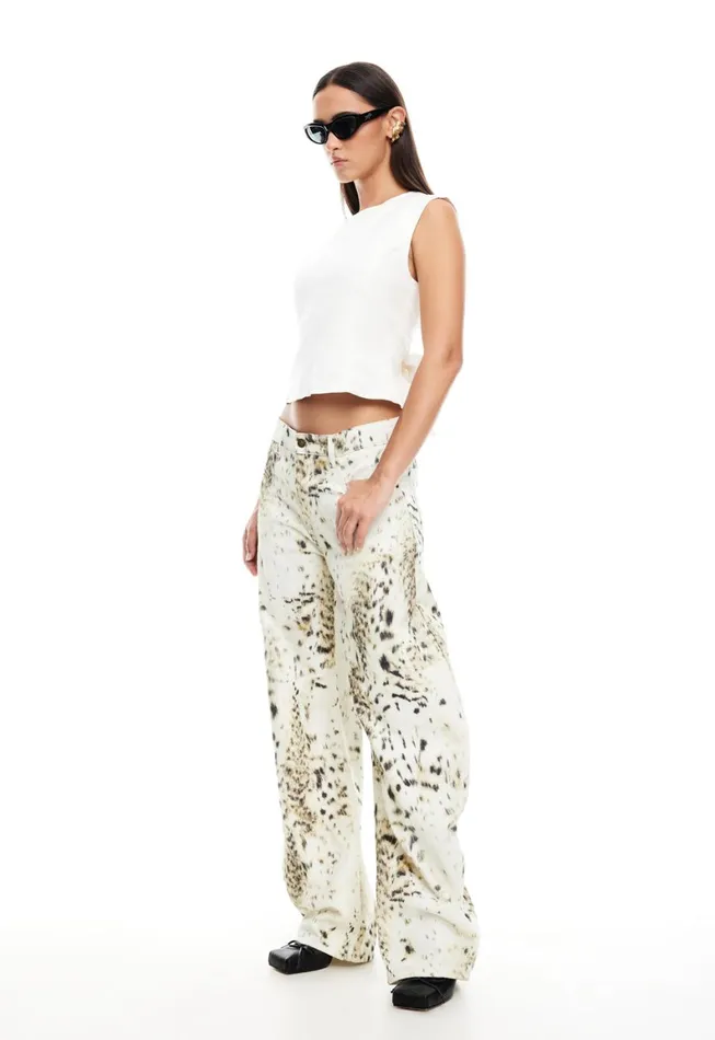 Lioness Fashion HORSESHOE JEAN Snow Leopard Women Pants Lioness Fashion HORSESHOE JEAN Snow Leopard Women Pants