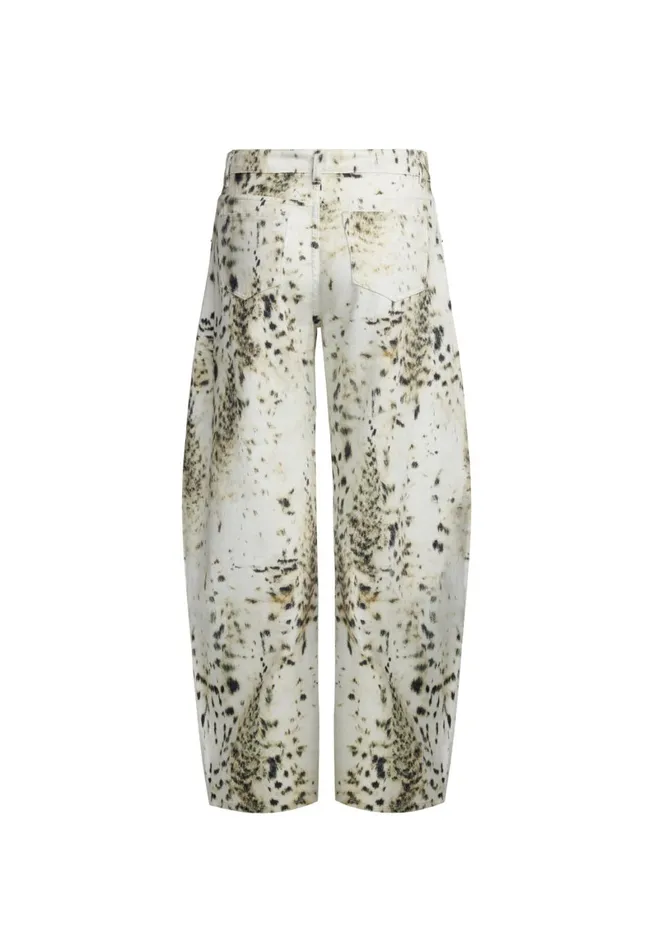 Lioness Fashion HORSESHOE JEAN Snow Leopard Women Pants Lioness Fashion HORSESHOE JEAN Snow Leopard Women Pants