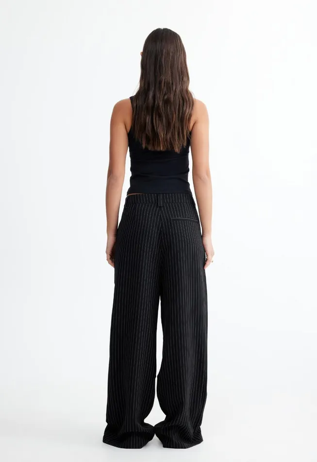 Lioness Fashion LEO PANT Onyx Pinstripe Women Sets and Coords Lioness Fashion LEO PANT Onyx Pinstripe Women Sets and Coords