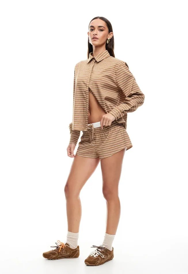 Lioness Fashion NIRVANA SHORT Chocolate Check Women Shorts Lioness Fashion NIRVANA SHORT Chocolate Check Women Shorts