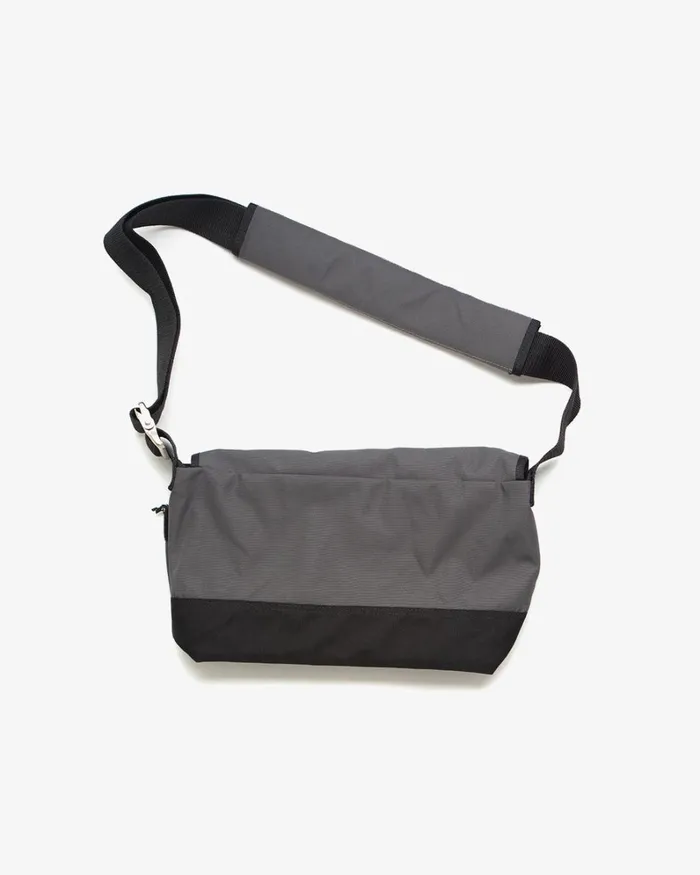Men Kalyn Messenger 8211 Charcoal Deus Ex Machina Bags Men Kalyn Messenger 8211 Charcoal Deus Ex Machina Bags