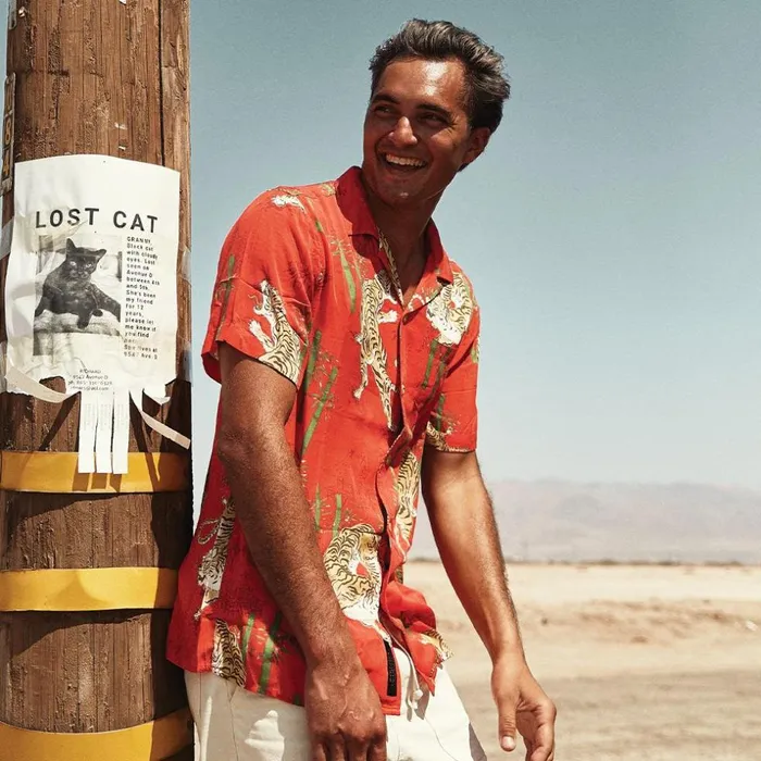 Men Solstice Short Sleeve Shirt 8211 Poppy Red Deus Ex Machina Shirts Men Solstice Short Sleeve Shirt 8211 Poppy Red Deus Ex Machina Shirts