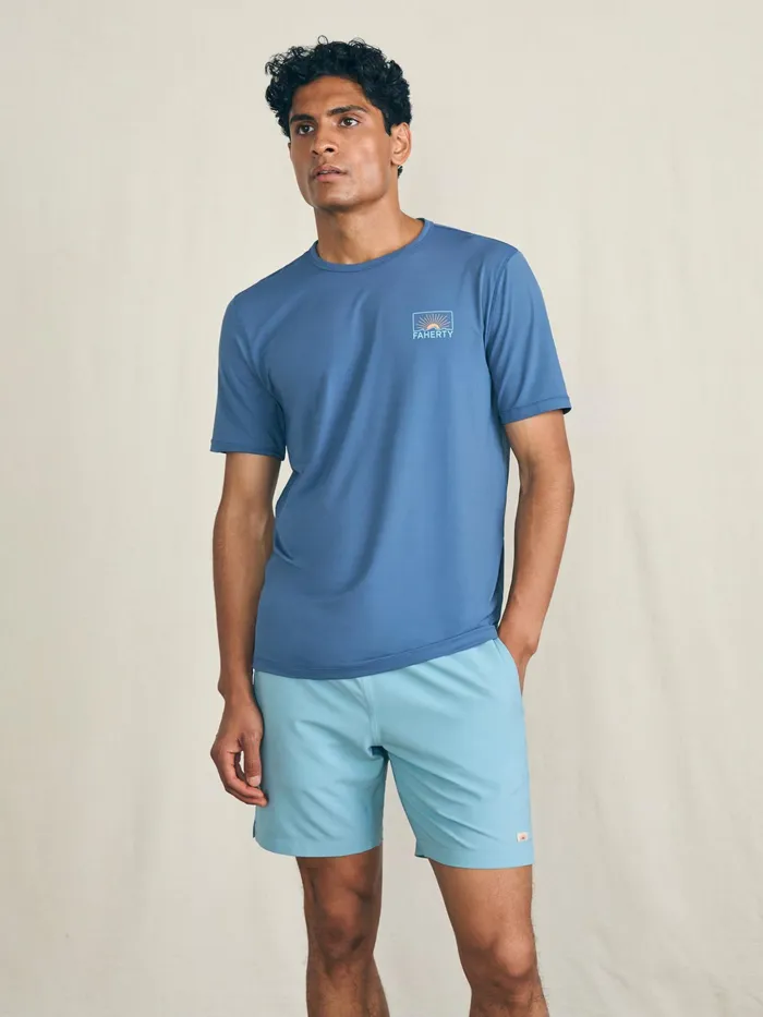 Men TShirts and Henleys Faherty Shorelite ShortSleeve Tech Tee Breaker Blue