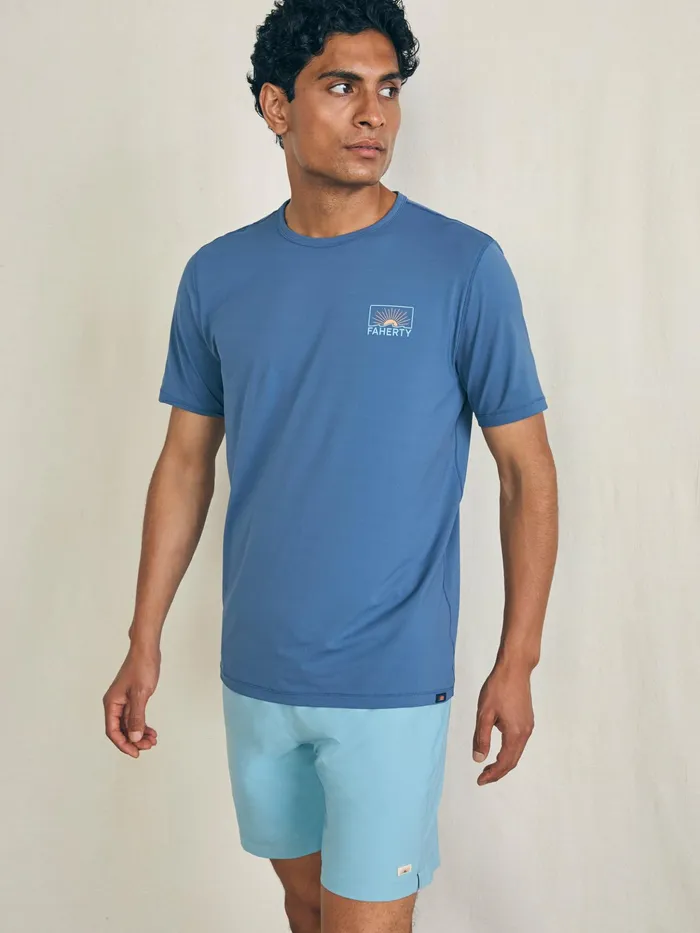 Men TShirts and Henleys Faherty Shorelite ShortSleeve Tech Tee Breaker Blue