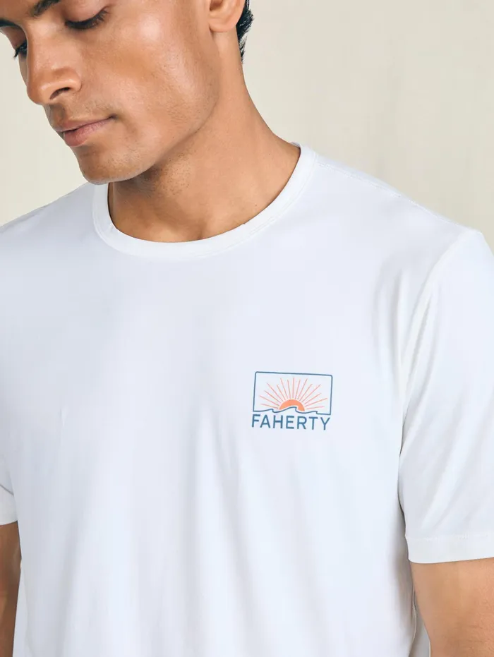 Men TShirts and Henleys Faherty Shorelite ShortSleeve Tech Tee Pure White