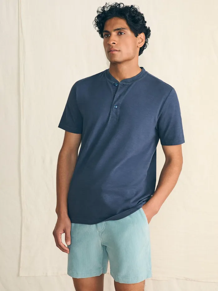 Men TShirts and Henleys Faherty ShortSleeve Sunwashed Henley Dune Navy