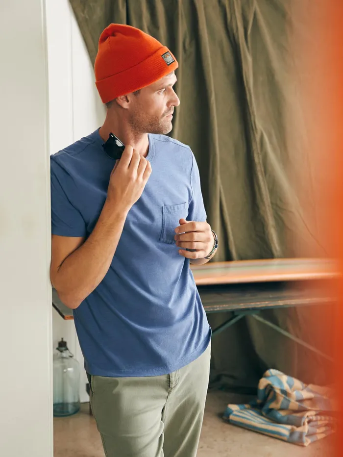 Men TShirts and Henleys Faherty Sunwashed Pocket Tee Blue Horizon