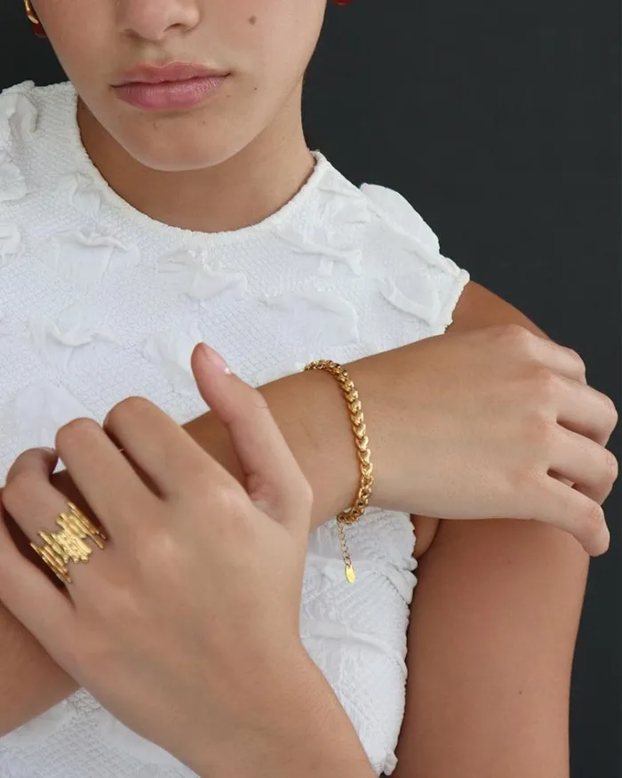 Reliquia Jewellery Bracelets Zoelle Bracelet In Gold 8211 Women Reliquia Jewellery Bracelets Zoelle Bracelet In Gold 8211 Women