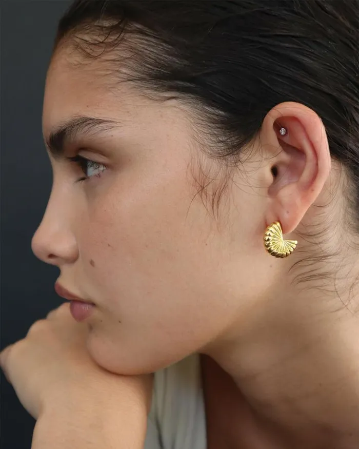 Reliquia Jewellery Studs Nola Earrings In Gold 8211 Women Reliquia Jewellery Studs Nola Earrings In Gold 8211 Women