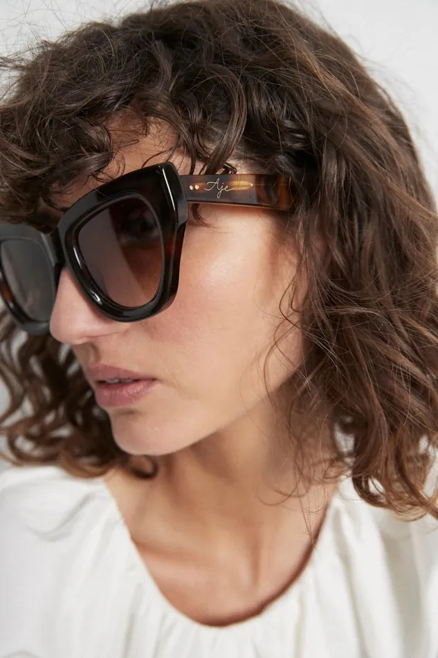 Women Aje X Local Supply The Catfarer Sunglasses Tortbrown Gradient Aje Sunglasses