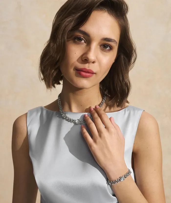 Women Bracelets Olivia Burton Tudor Rose Silver Tone Link Chain Bracelet