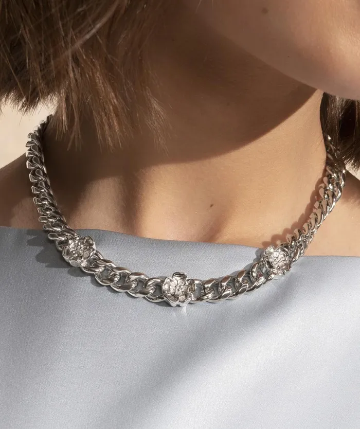 Women Necklaces Olivia Burton Tudor Rose Silver Tone Link Chain Necklace