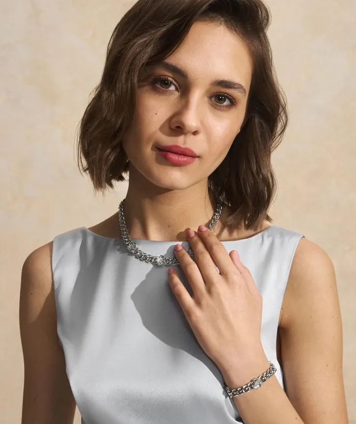 Women Necklaces Olivia Burton Tudor Rose Silver Tone Link Chain Necklace