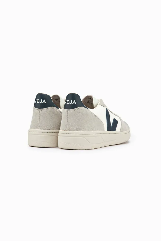 Women Shoes and Socks Faherty VEJA Women039s V10 White Nautico