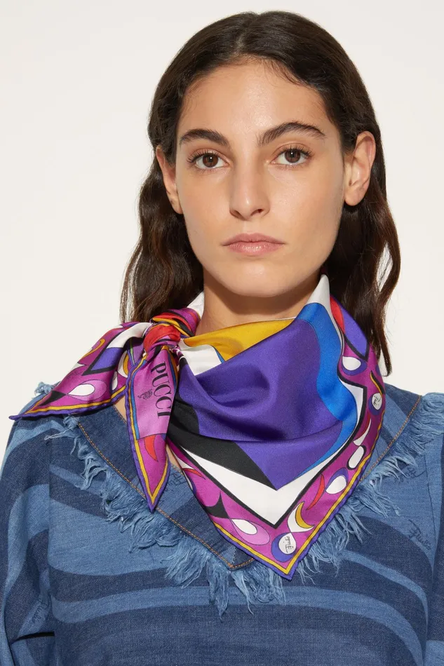 Women Silks PUCCI PesciPrint Large SilkTwill Scarf