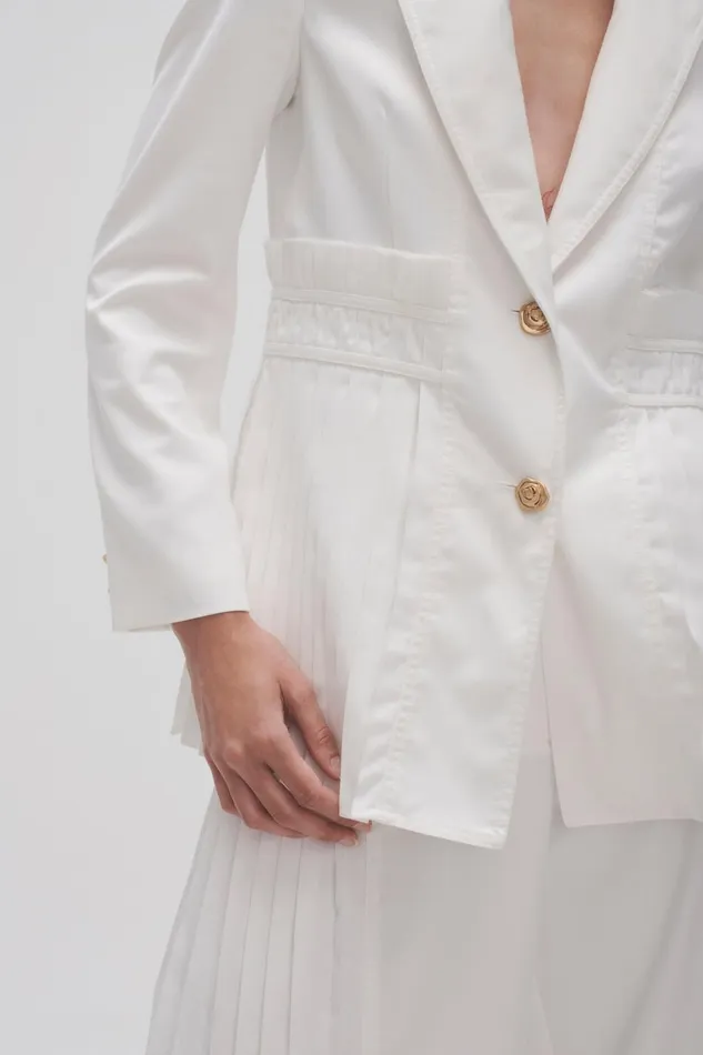 Women Tranquility Pleated Jacket Ivory Aje Blazers Jackets and Coats