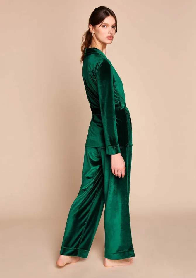 Women Velvet Pyjamas Gilda and Pearl Saratoga Emerald Velvet Pyjama Emerald Women Velvet Pyjamas Gilda and Pearl Saratoga Emerald Velvet Pyjama Emerald