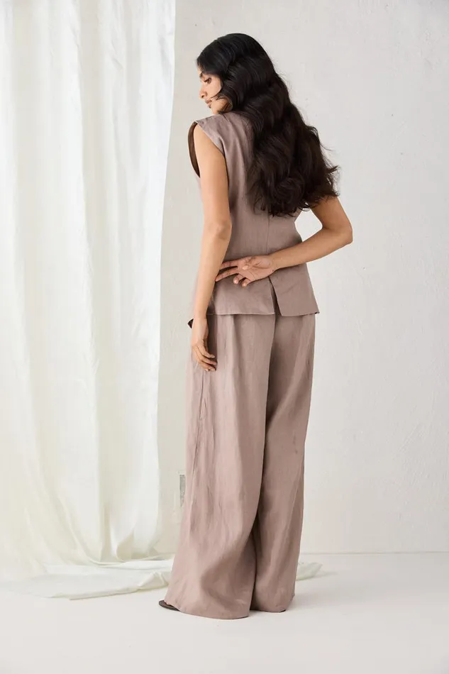 Women VRG GRL Pants Raya Linen Pants Mushroom Women VRG GRL Pants Raya Linen Pants Mushroom