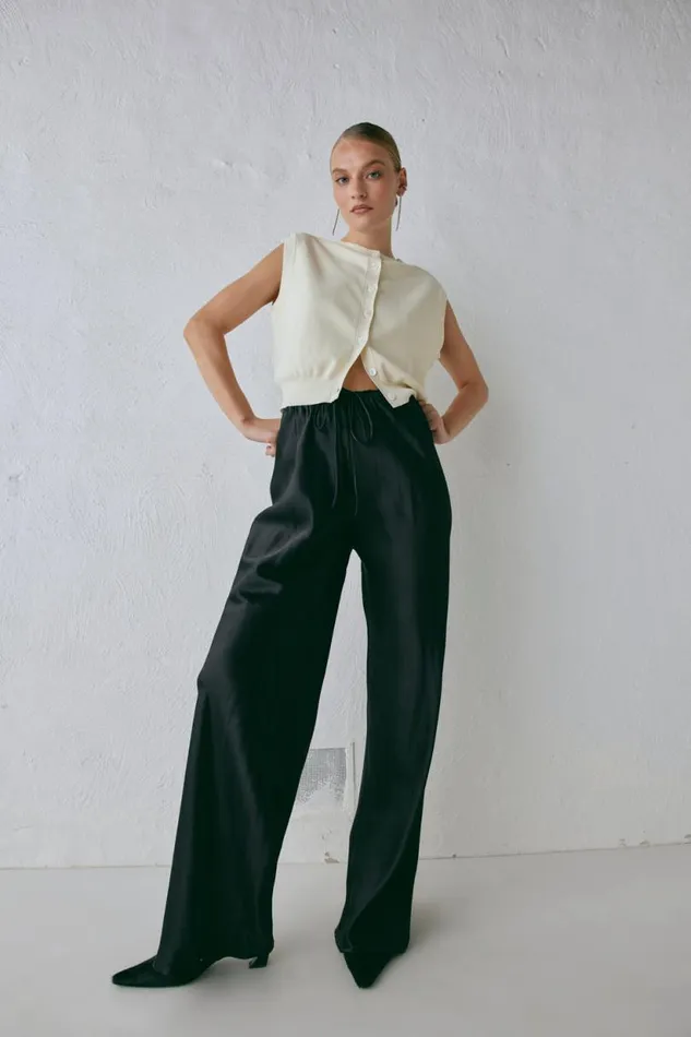 Women VRG GRL Sets Rae Satin Pants Black