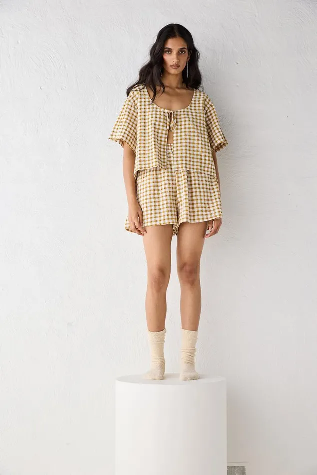 Women VRG GRL Sets The Sea and I Shorts Honey Women VRG GRL Sets The Sea and I Shorts Honey