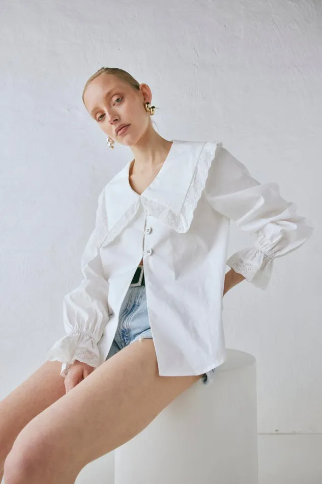 Women VRG GRL Shirts Mae Blouse White Women VRG GRL Shirts Mae Blouse White