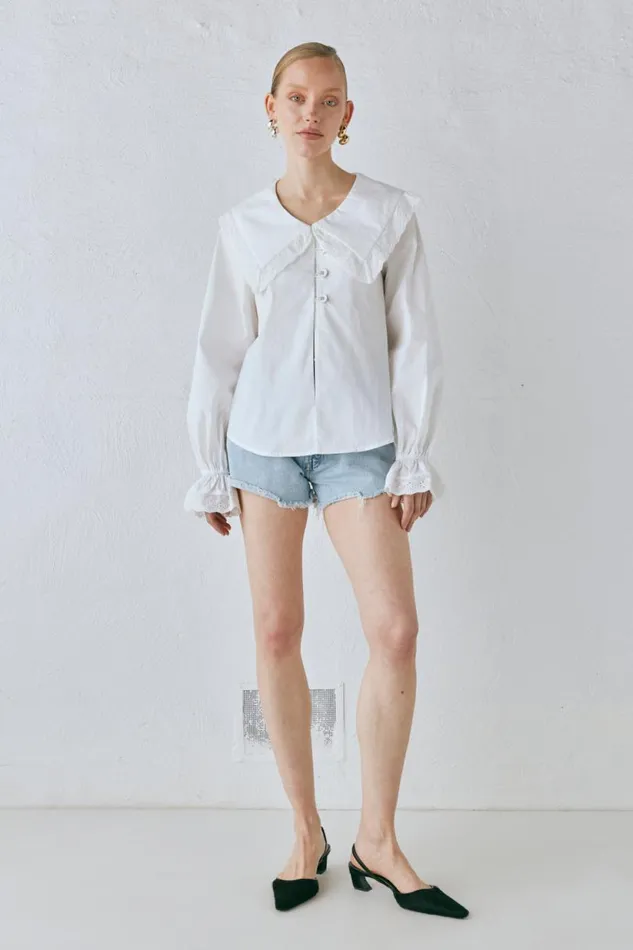 Women VRG GRL Shirts Mae Blouse White Women VRG GRL Shirts Mae Blouse White