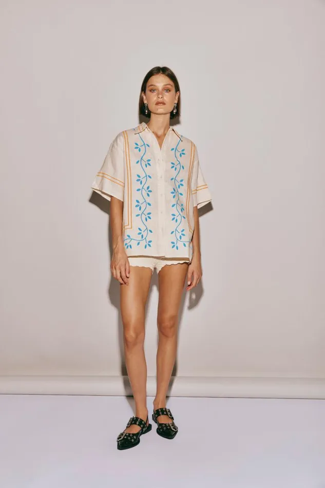 Women VRG GRL Shirts Sunsets In Capri Linen Shirt Natural Women VRG GRL Shirts Sunsets In Capri Linen Shirt Natural