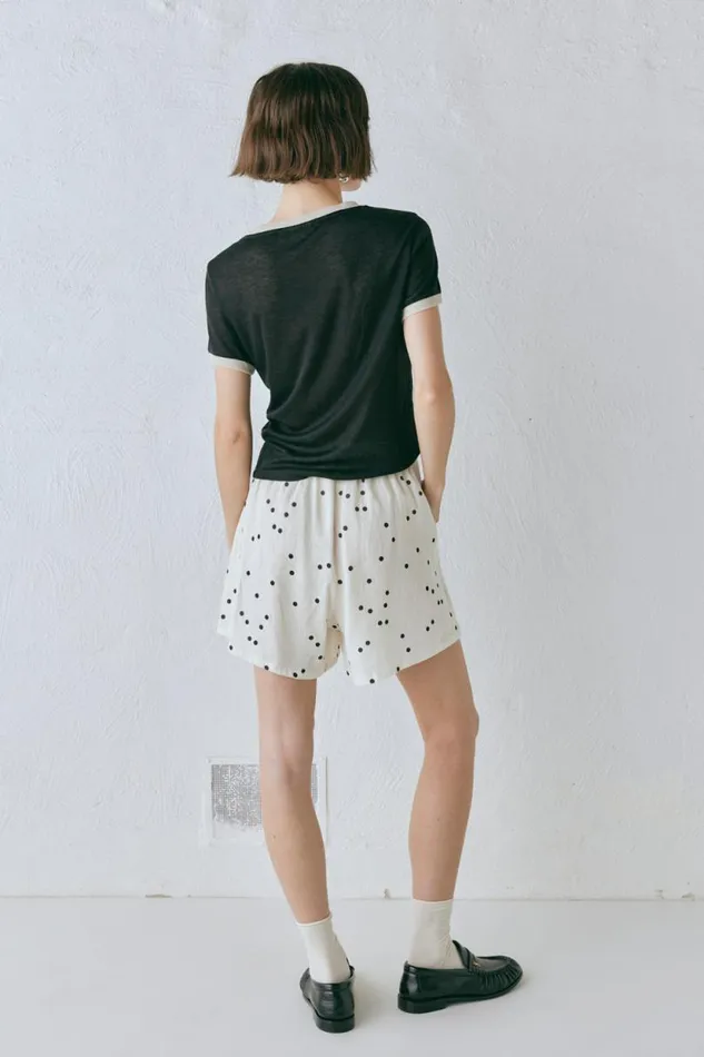 Women VRG GRL Short Sleeve Lane Tee Black Women VRG GRL Short Sleeve Lane Tee Black