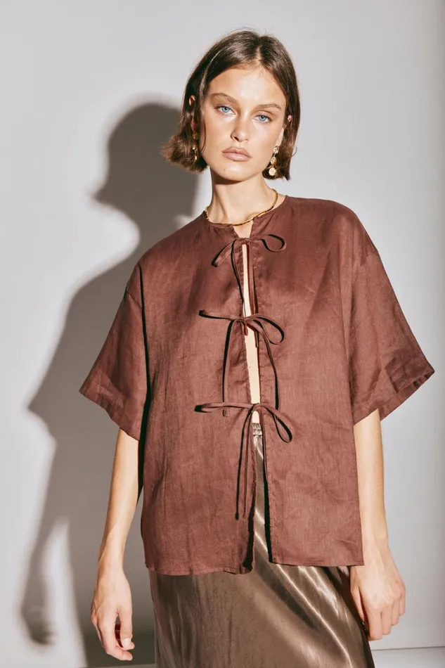 Women VRG GRL Short Sleeve Naomi Linen Smock Top Umber Women VRG GRL Short Sleeve Naomi Linen Smock Top Umber