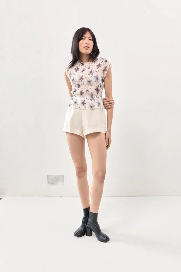 Women VRG GRL Short Sleeve Retrofuture Top Charcoal Women VRG GRL Short Sleeve Retrofuture Top Charcoal