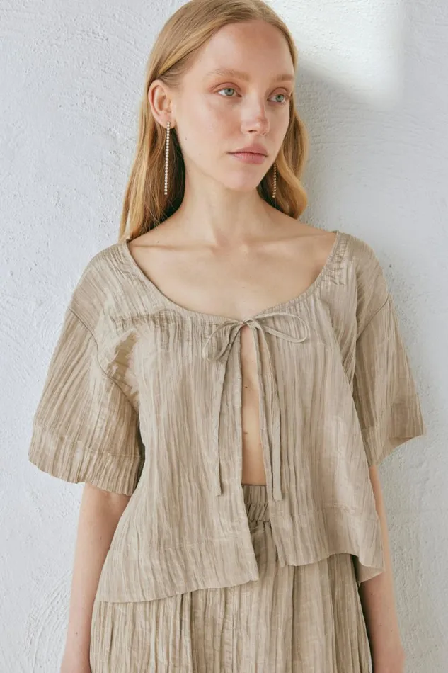 Women VRG GRL Short Sleeve The Sea and I Smock Top Taupe