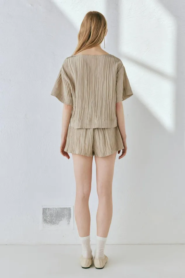 Women VRG GRL Short Sleeve The Sea and I Smock Top Taupe Women VRG GRL Short Sleeve The Sea and I Smock Top Taupe