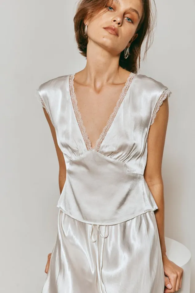 Women VRG GRL Short Sleeve Vintage Lover Tie Back Top White