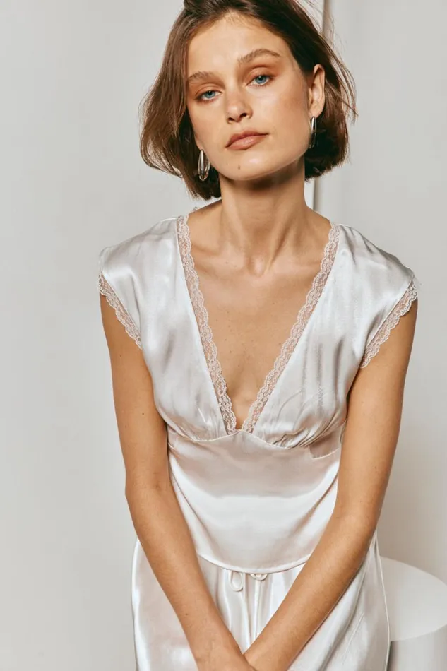 Women VRG GRL Short Sleeve Vintage Lover Tie Back Top White Women VRG GRL Short Sleeve Vintage Lover Tie Back Top White