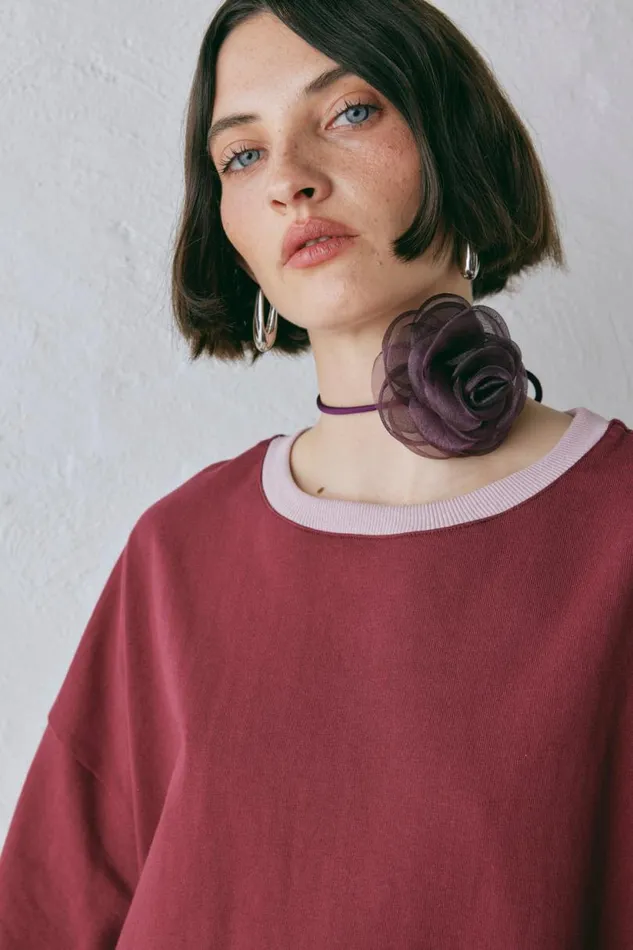Women VRG GRL Short Sleeve Willow Tee Wine