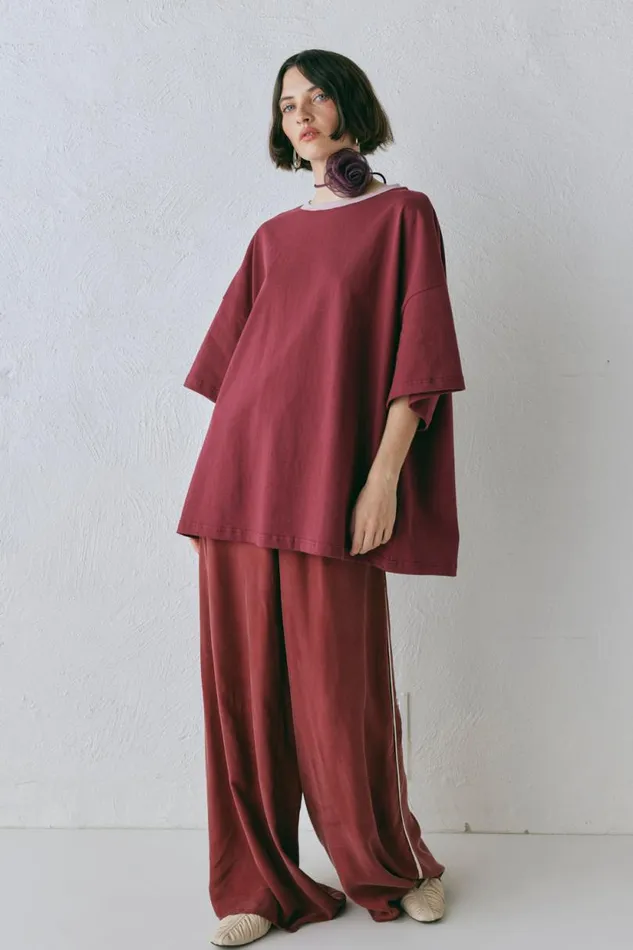 Women VRG GRL Short Sleeve Willow Tee Wine