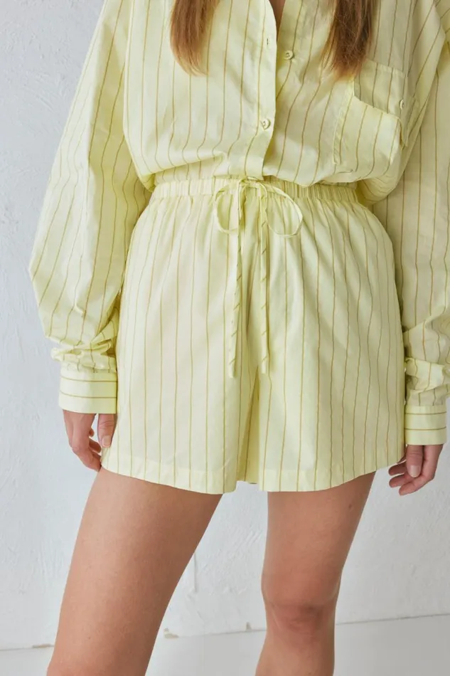 Women VRG GRL Shorts Annika Shorts Citrus Women VRG GRL Shorts Annika Shorts Citrus