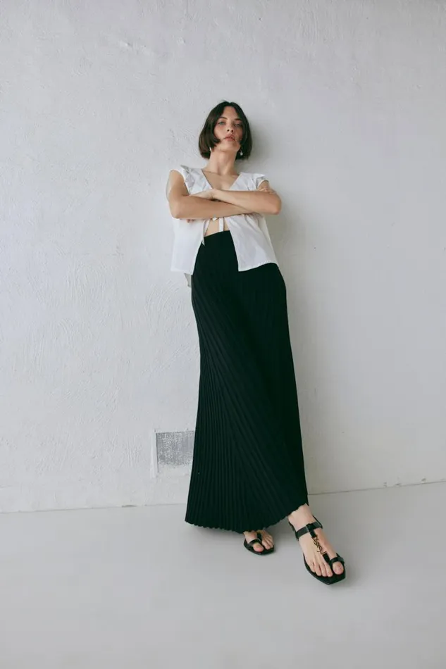 Women VRG GRL Skirts Malou Knit Maxi Skirt Black Women VRG GRL Skirts Malou Knit Maxi Skirt Black