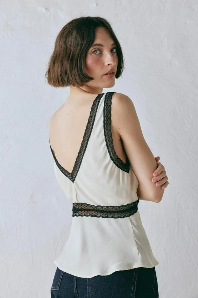 Women VRG GRL Sleeveless Andi Top Cream Women VRG GRL Sleeveless Andi Top Cream