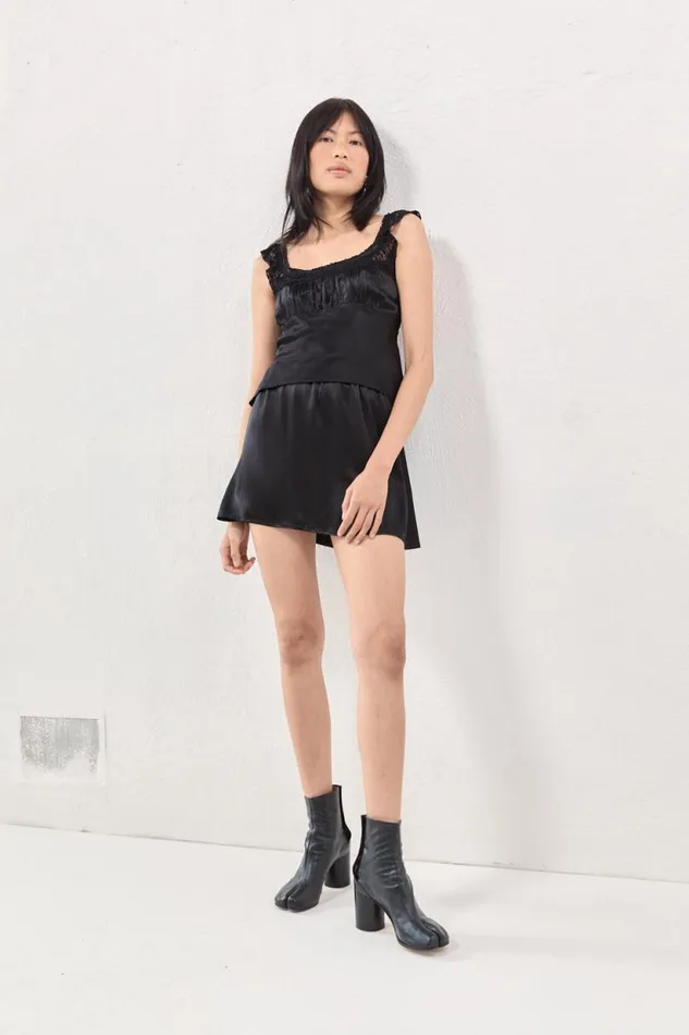 Women VRG GRL Sleeveless Isabella Top Black Women VRG GRL Sleeveless Isabella Top Black