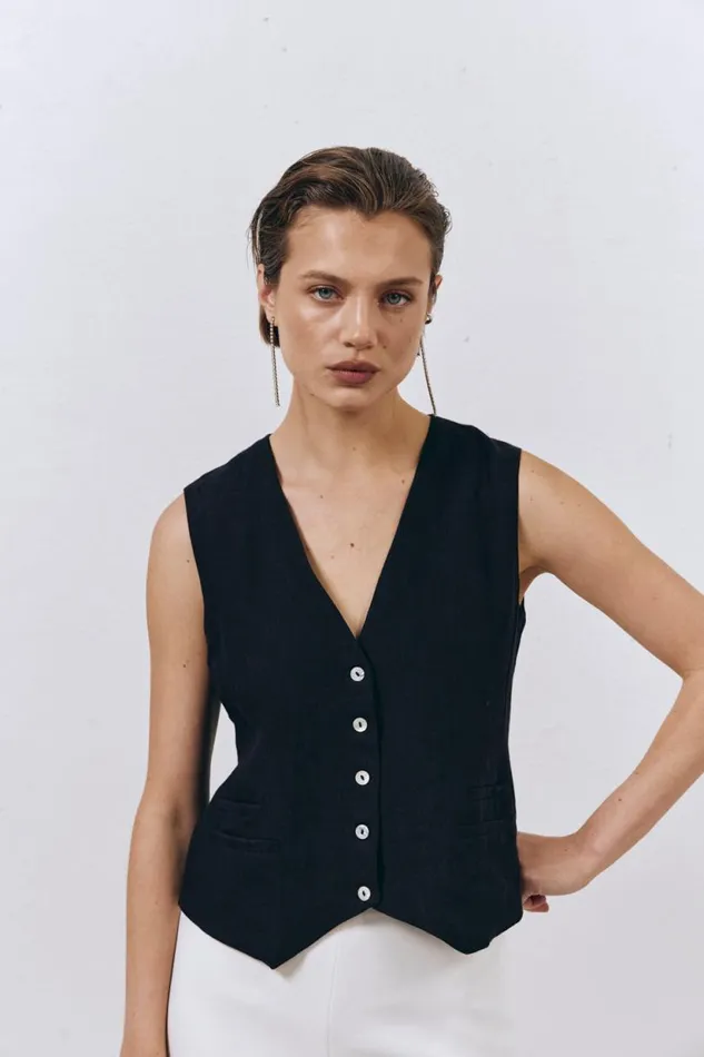 Women VRG GRL Sleeveless Italian Streets Linen Vest Black